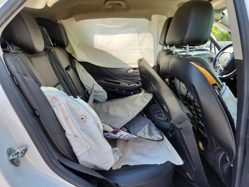 2019 BUICK ENCORE ESSENCE 11