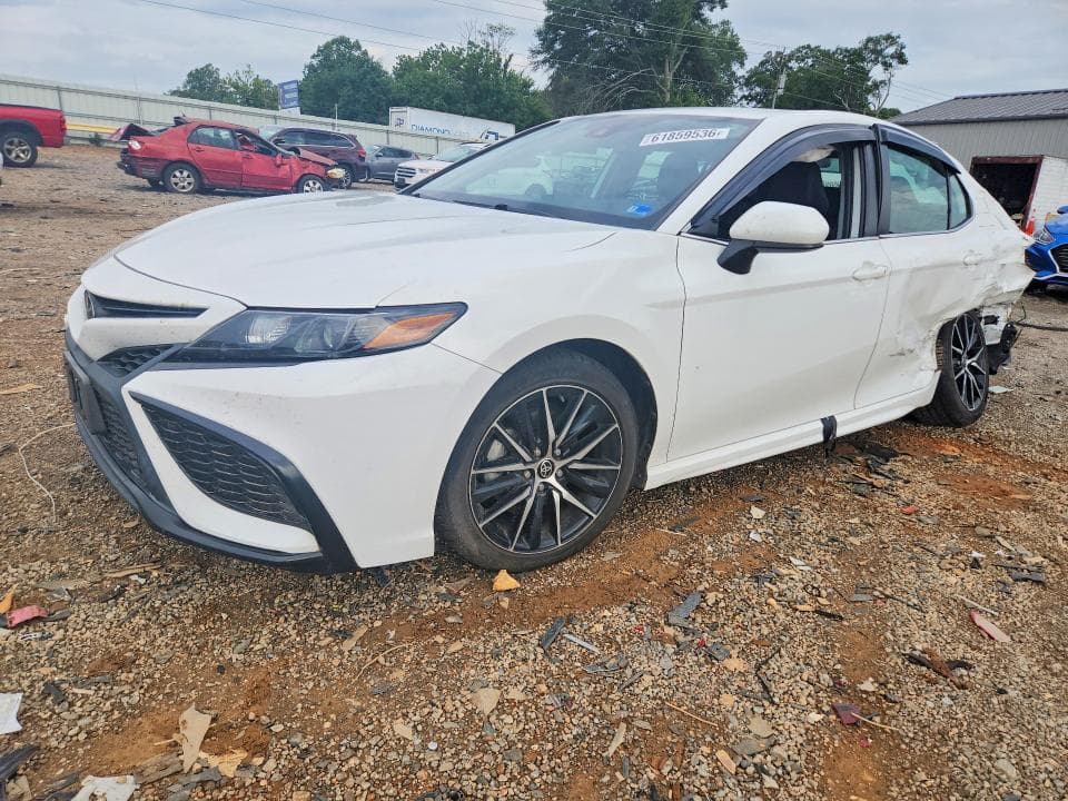 2021 TOYOTA CAMRY SE - 1