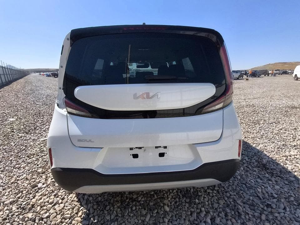 2023 KIA SOUL LX 6