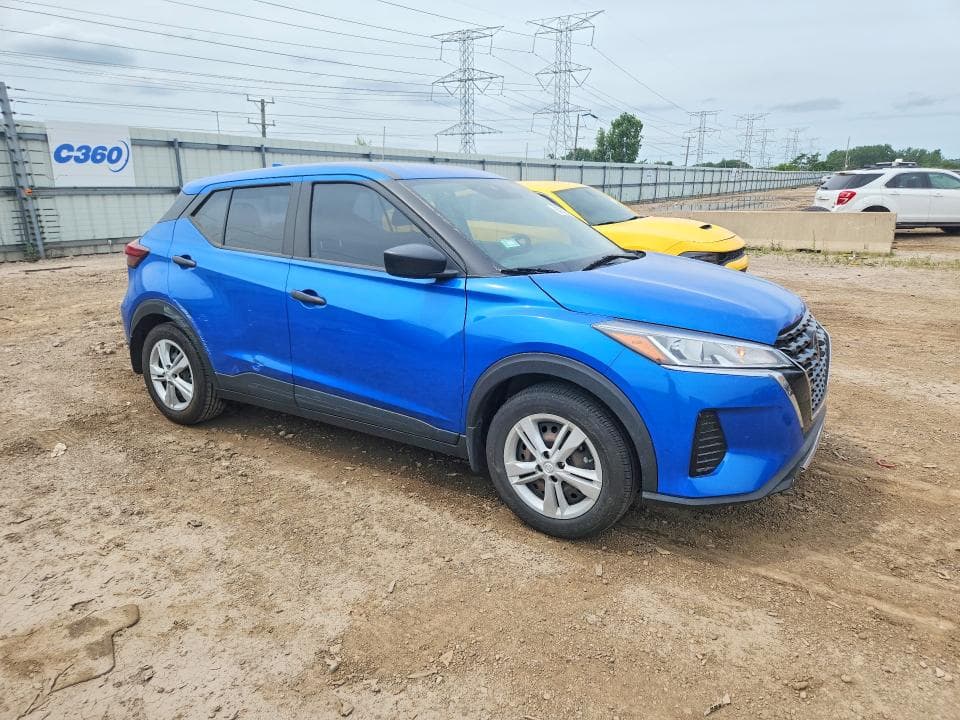 2021 NISSAN KICKS S 4