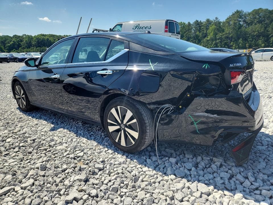 2022 NISSAN ALTIMA SV 2