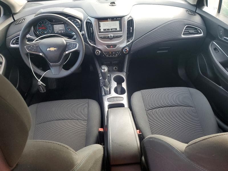 2017 CHEVROLET CRUZE LT 8