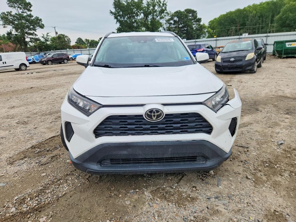 2021 TOYOTA RAV4 LE 5