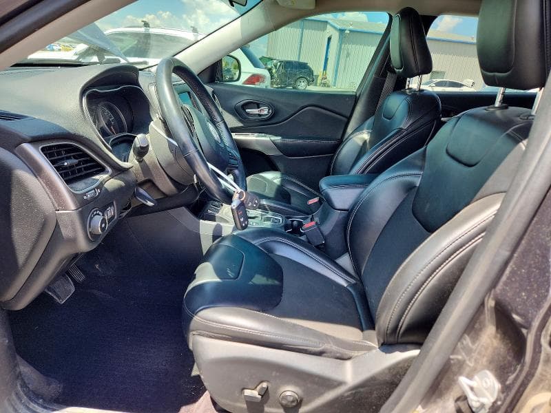 2019 JEEP CHEROKEE LATITUDE PLUS 7