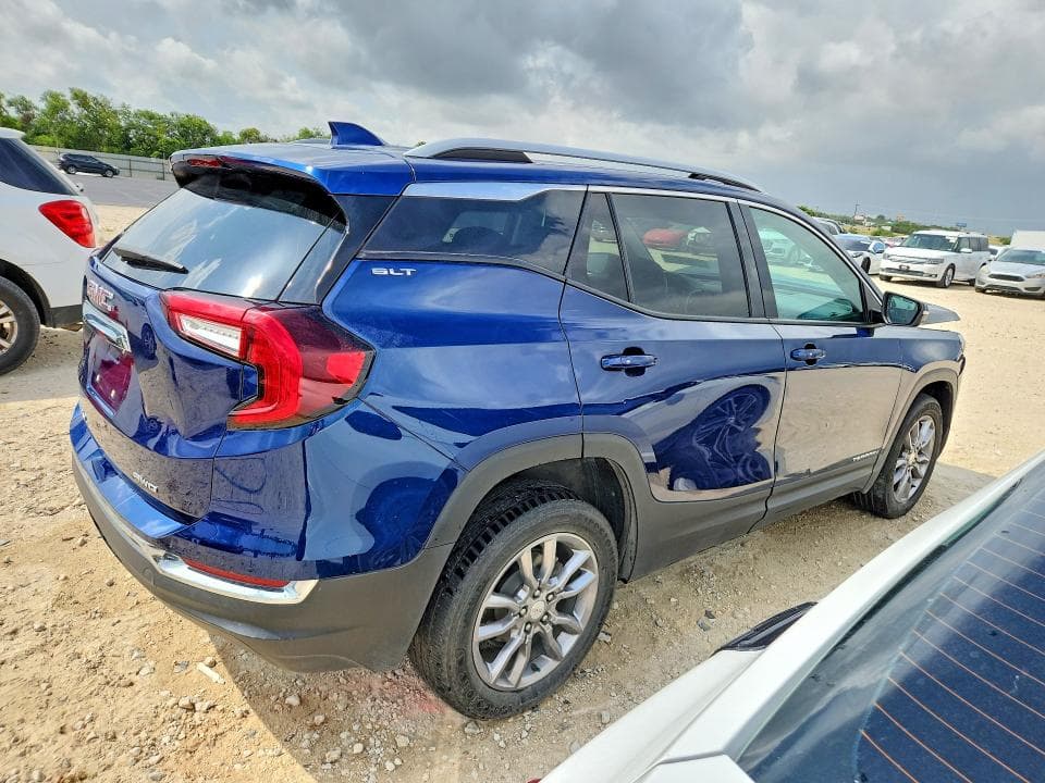 2022 GMC TERRAIN SLT 3