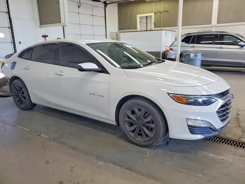 2020 CHEVROLET MALIBU LT 4