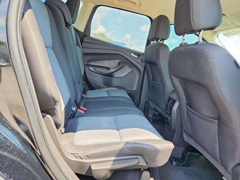 2017 FORD ESCAPE SE 10