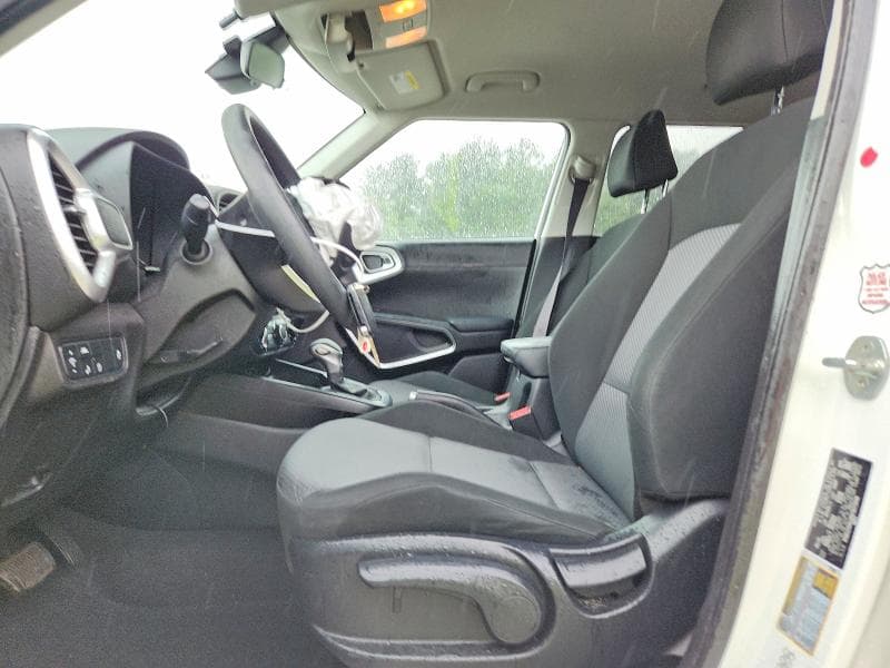 2022 KIA SOUL LX 7