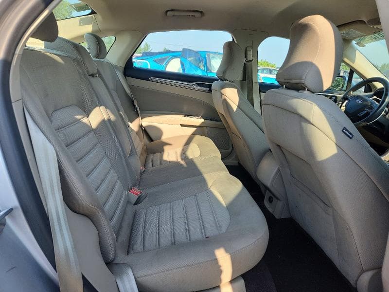 2017 FORD FUSION SE 10