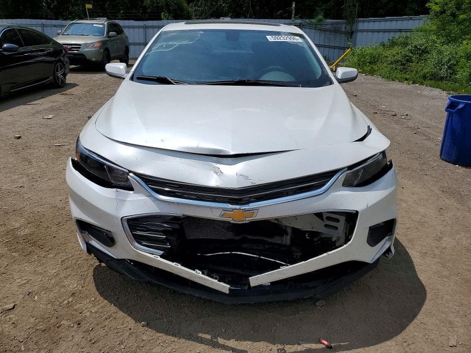 2017 CHEVROLET MALIBU LT 5