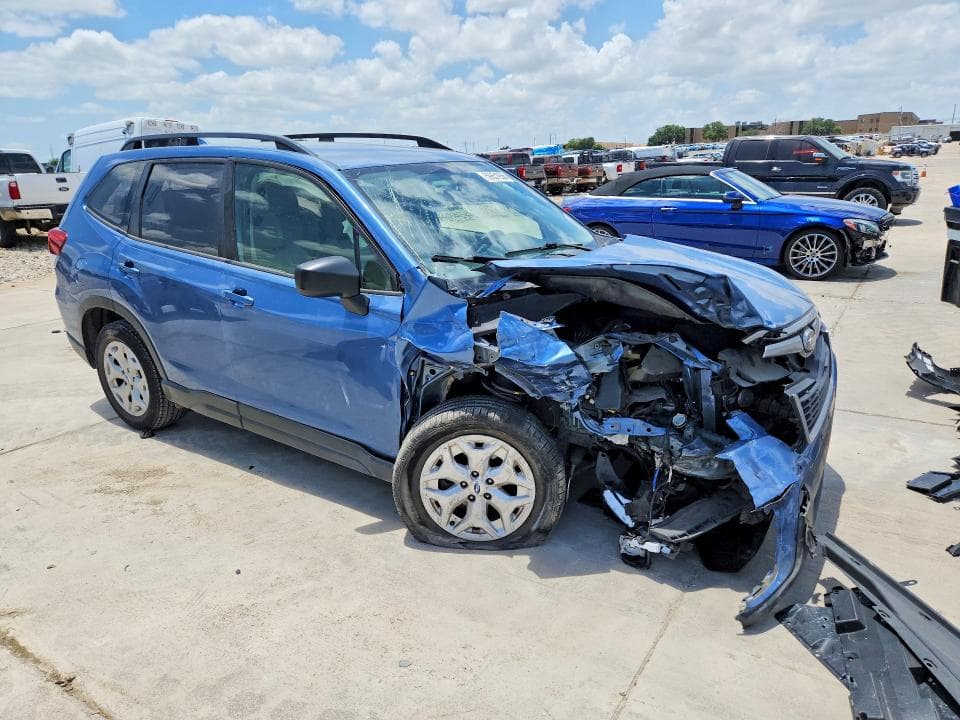 2021 SUBARU FORESTER 4