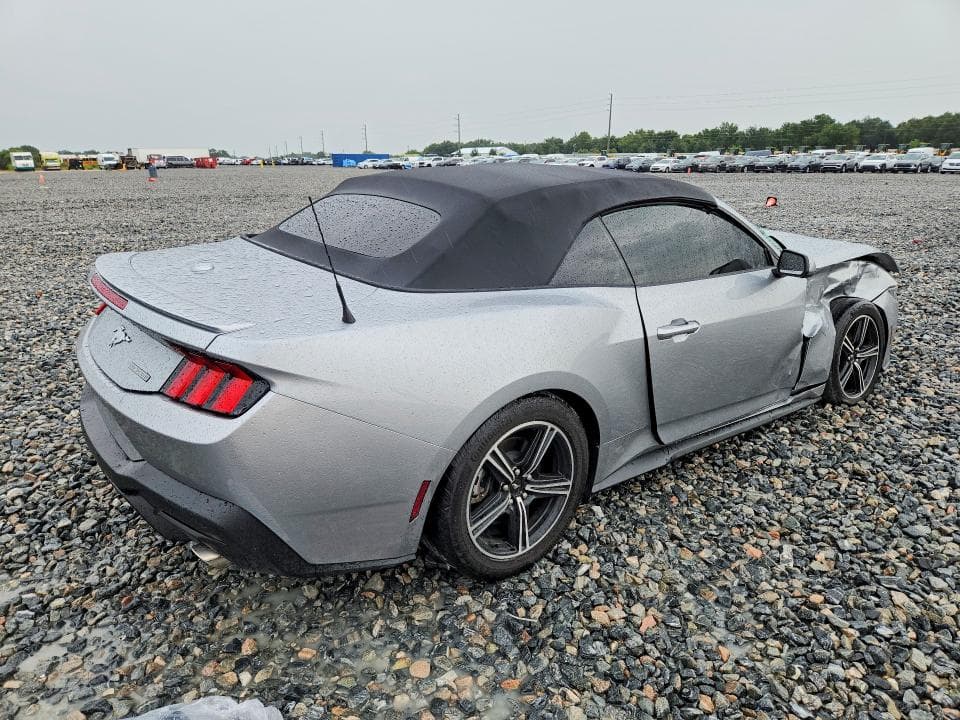 2024 FORD MUSTANG 3