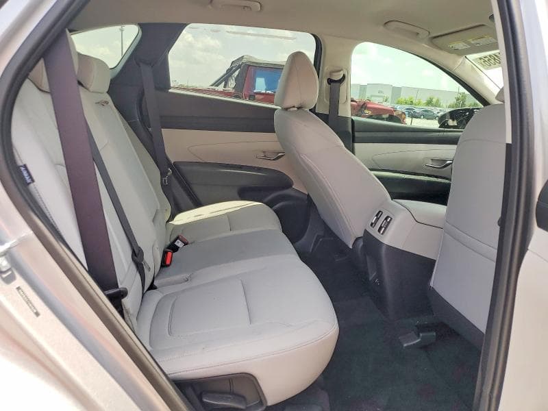 2026 HYUNDAI TUCSON SEL 11
