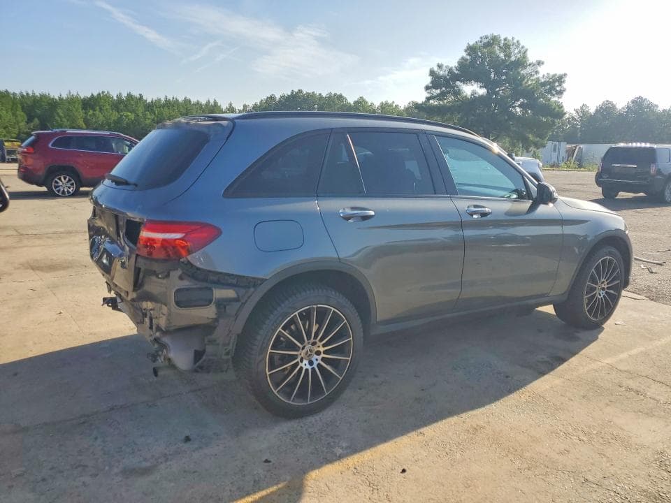 2019 MERCEDES-BENZ GLC 300 3