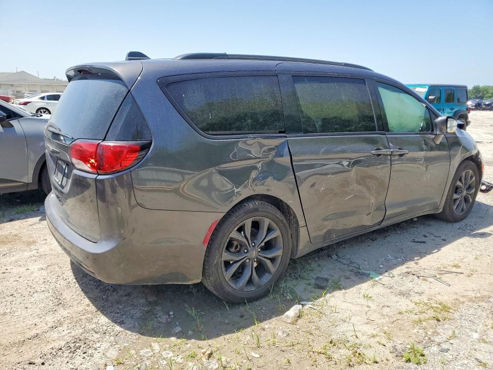 2018 CHRYSLER PACIFICA TOURING L PLUS 3