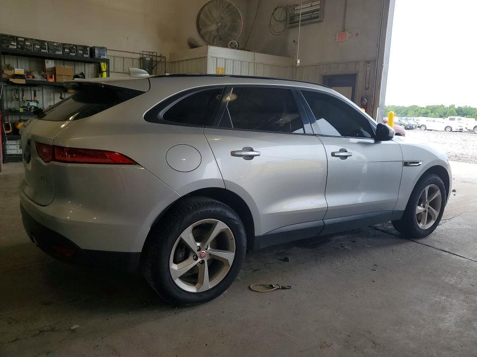 2017 JAGUAR F-PACE PREMIUM 3