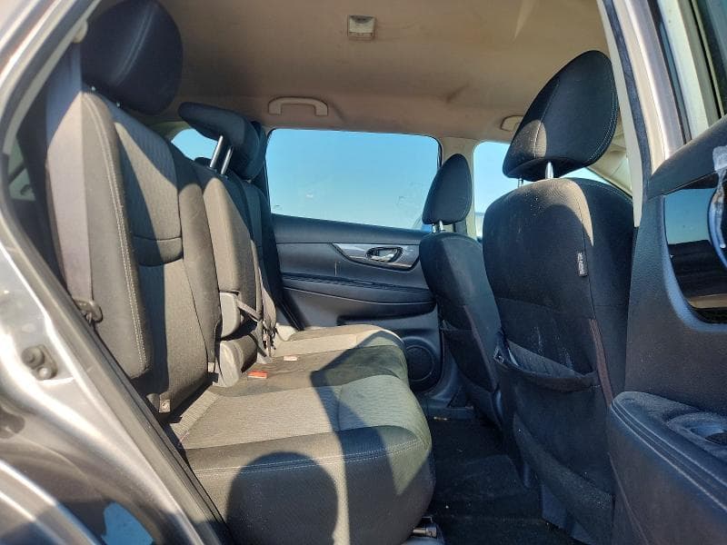 2017 NISSAN ROGUE SV 10