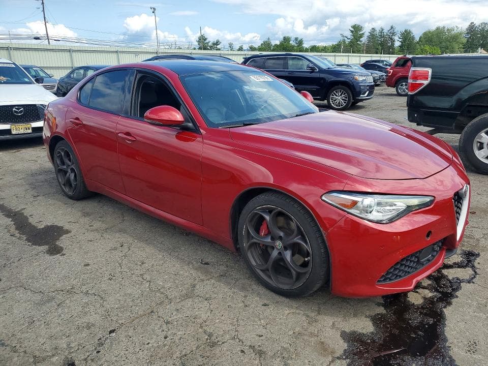 2018 ALFA ROMEO GIULIA TI Q4 4
