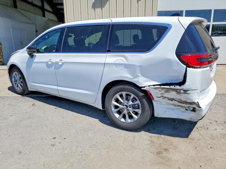 2026 CHRYSLER PACIFICA LIMITED 2