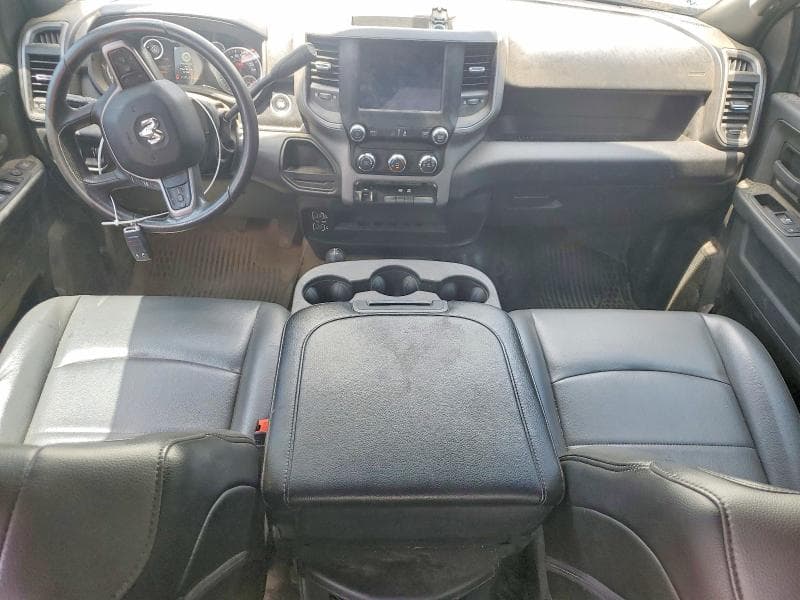 2024 RAM 3500 TRADESMAN 8