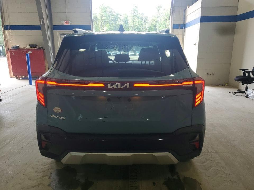2025 KIA SELTOS EX 6