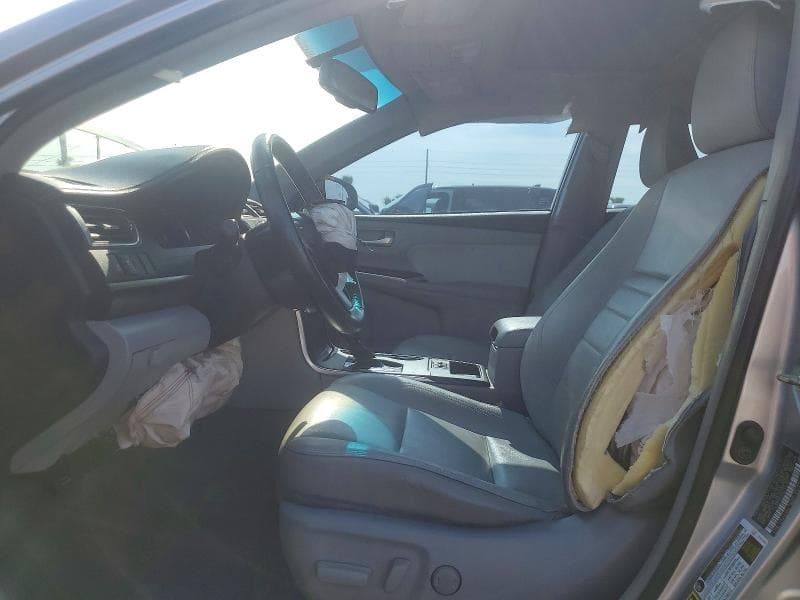 2017 TOYOTA CAMRY XLE 7