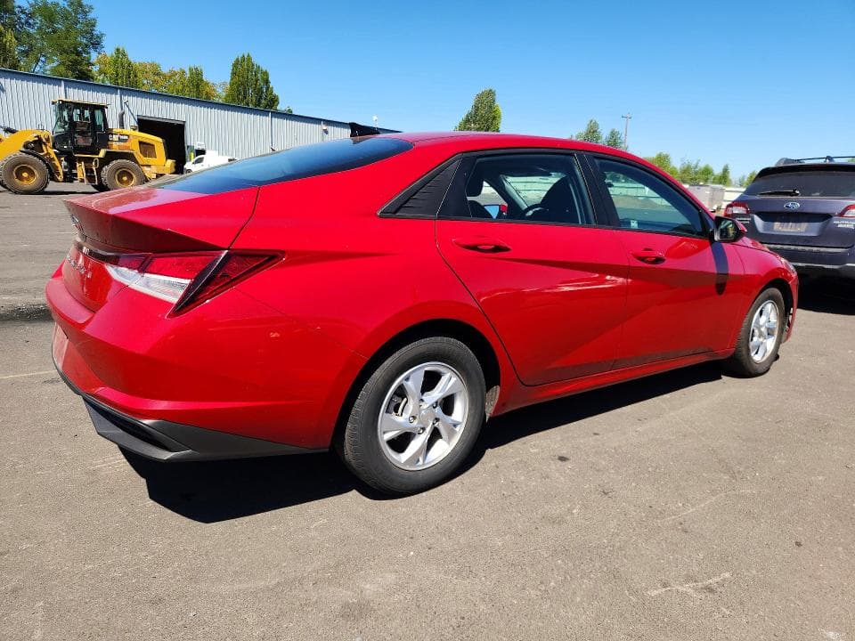 2021 HYUNDAI ELANTRA SE 3