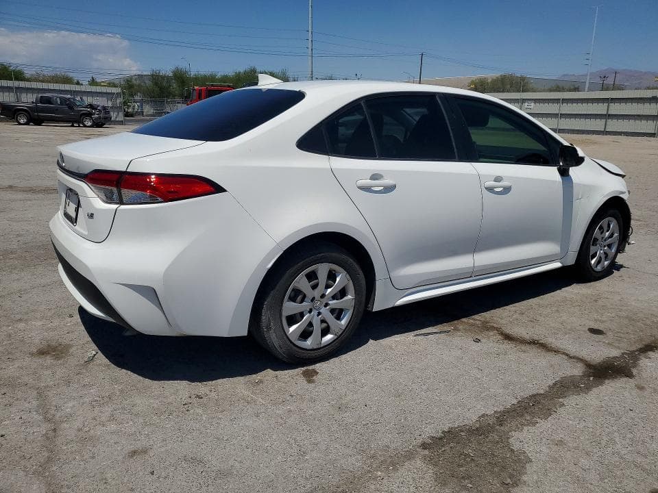 2021 TOYOTA COROLLA LE 3