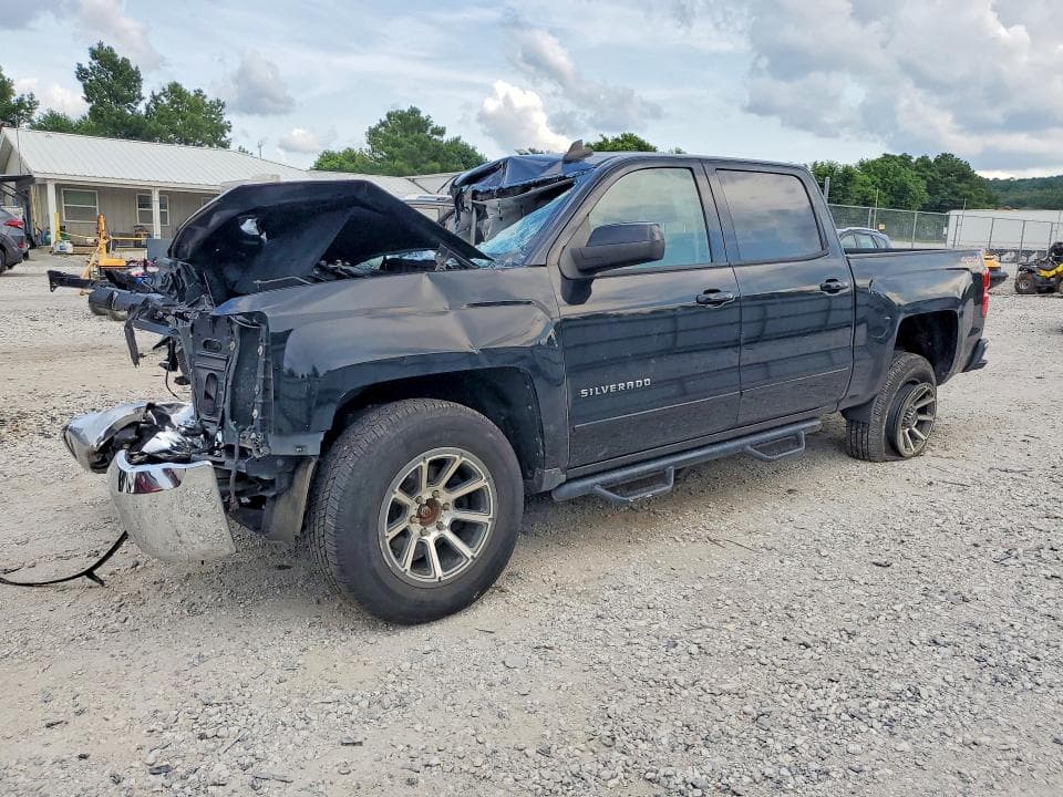 2017 CHEVROLET SILVERADO - 1