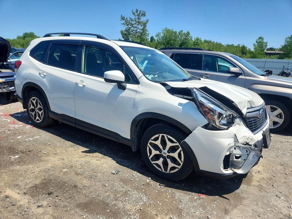 2019 SUBARU FORESTER PREMIUM 4
