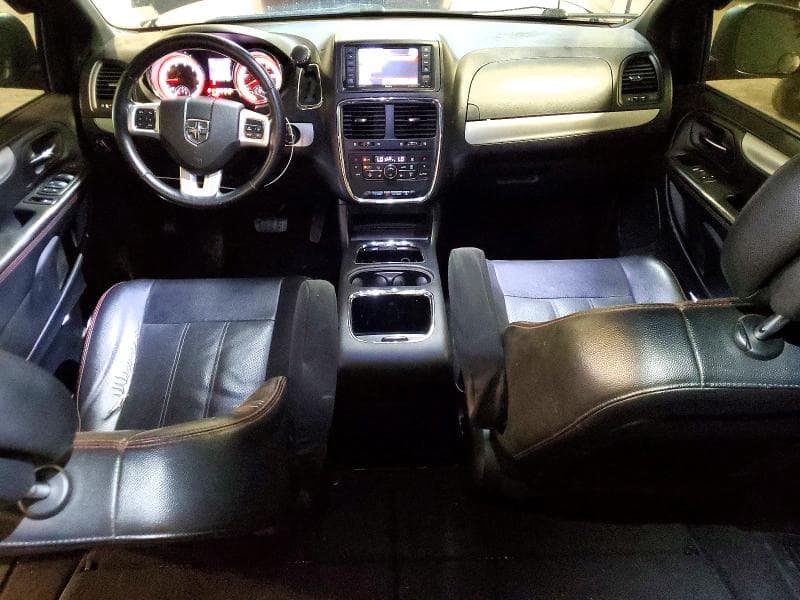 2017 DODGE GRAND CARAVAN GT 8