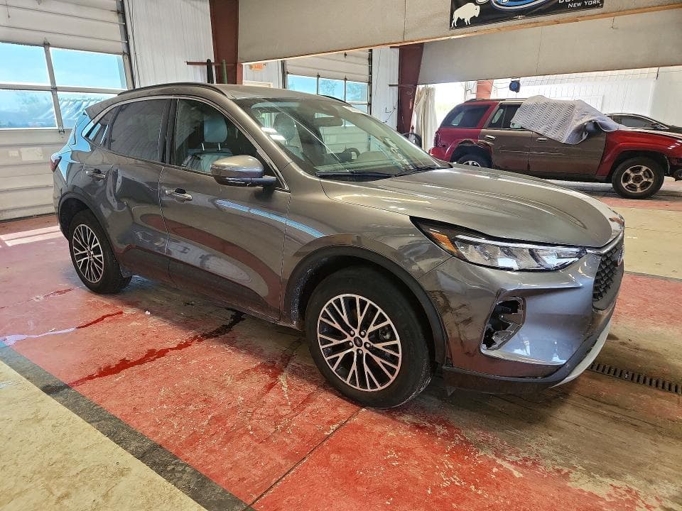 2023 FORD ESCAPE 4