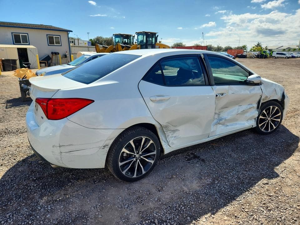 2018 TOYOTA COROLLA L 3
