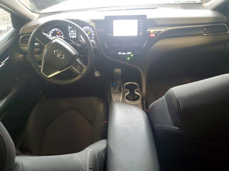 2022 TOYOTA CAMRY LE 8