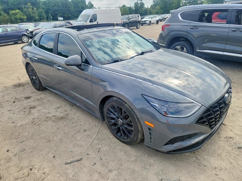 2022 HYUNDAI SONATA LIMITED 4