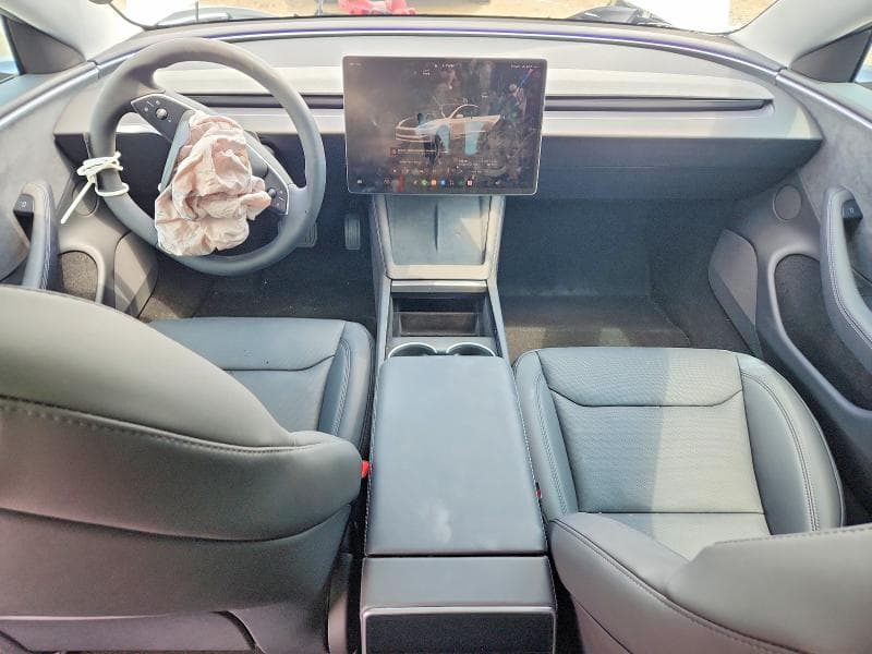 2026 TESLA MODEL 3 8