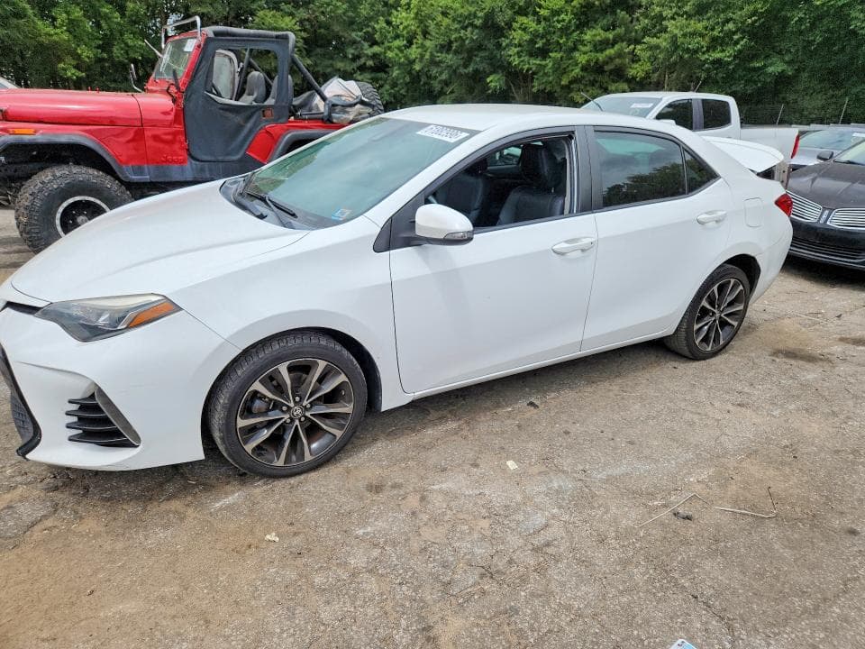 2017 TOYOTA COROLLA SE - 1