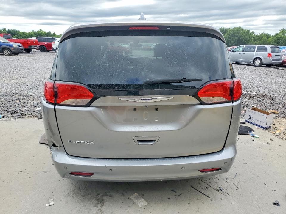 2019 CHRYSLER PACIFICA LX 6