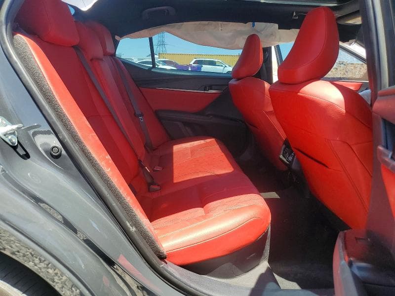 2025 TOYOTA CAMRY XSE 10