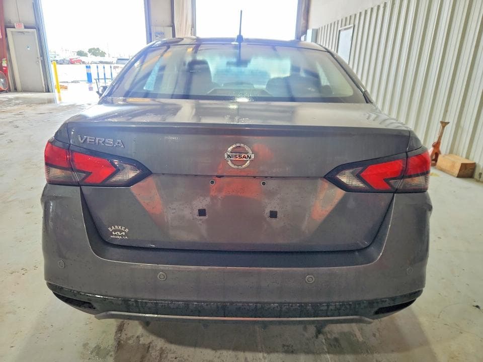 2021 NISSAN VERSA S 6