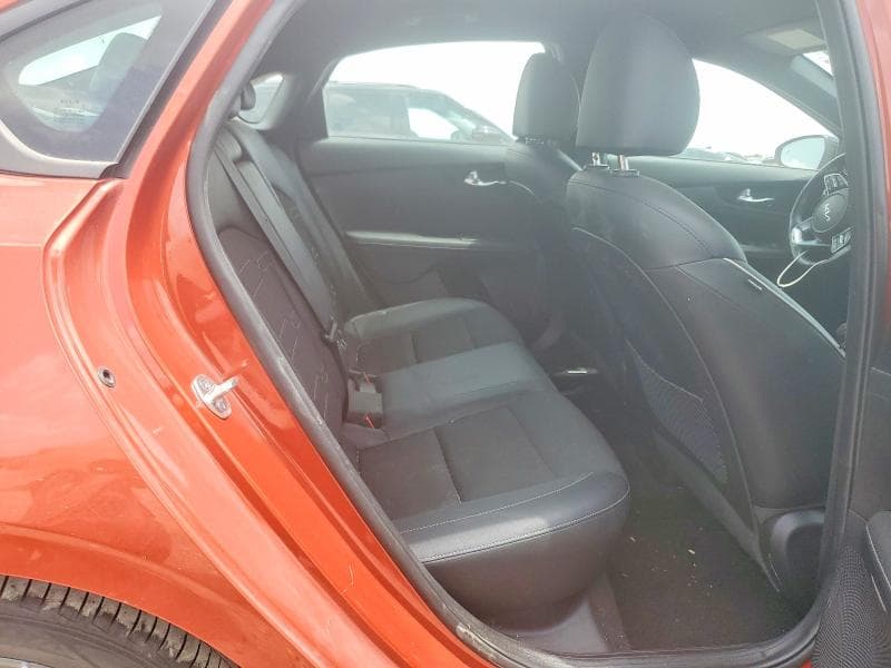 2023 KIA FORTE GT LINE 10