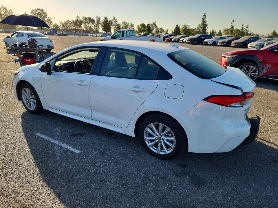 2026 TOYOTA COROLLA HYBRID LE 2