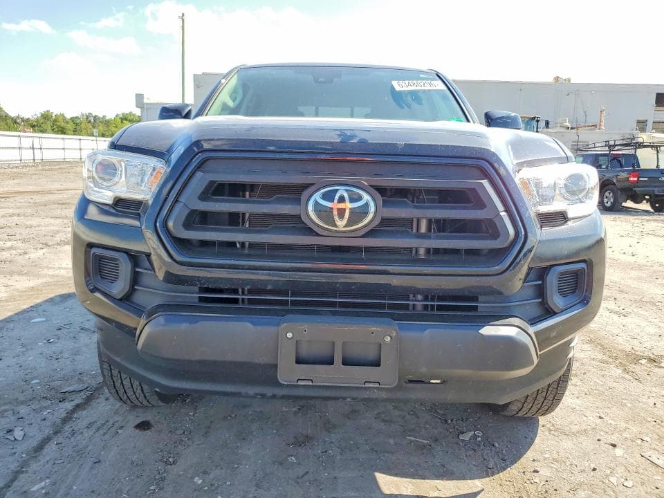 2022 TOYOTA TACOMA SR V6 5