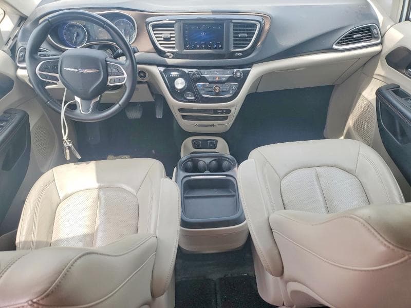 2018 CHRYSLER PACIFICA TOURING L 8