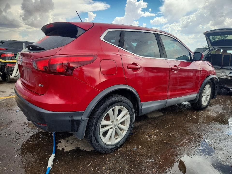 2017 NISSAN ROGUE SPORT S 3