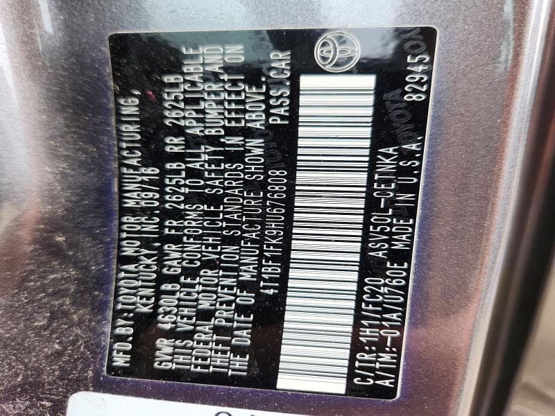 2017 TOYOTA CAMRY LE 12