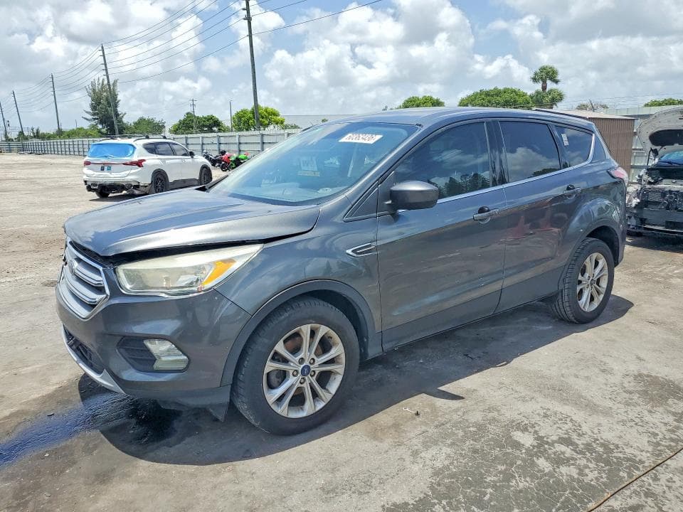 2017 FORD ESCAPE SE - 1