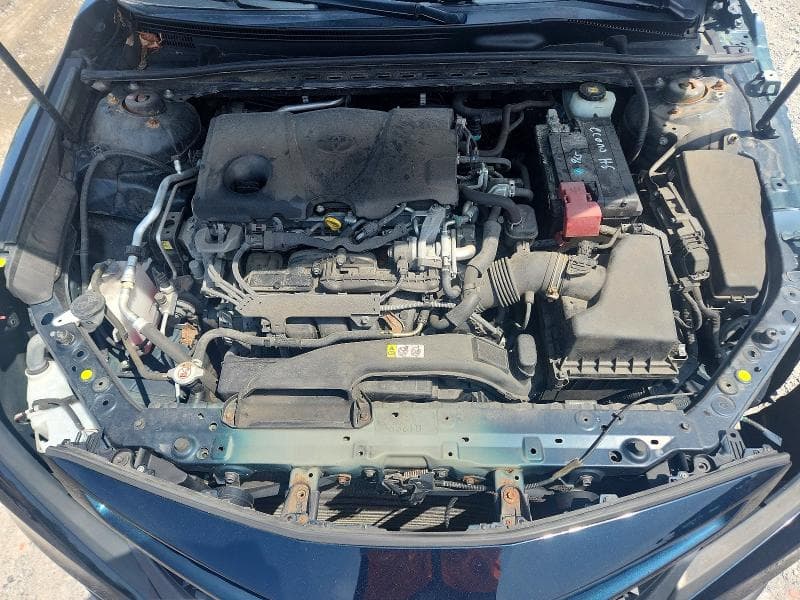 2018 TOYOTA CAMRY SE 11