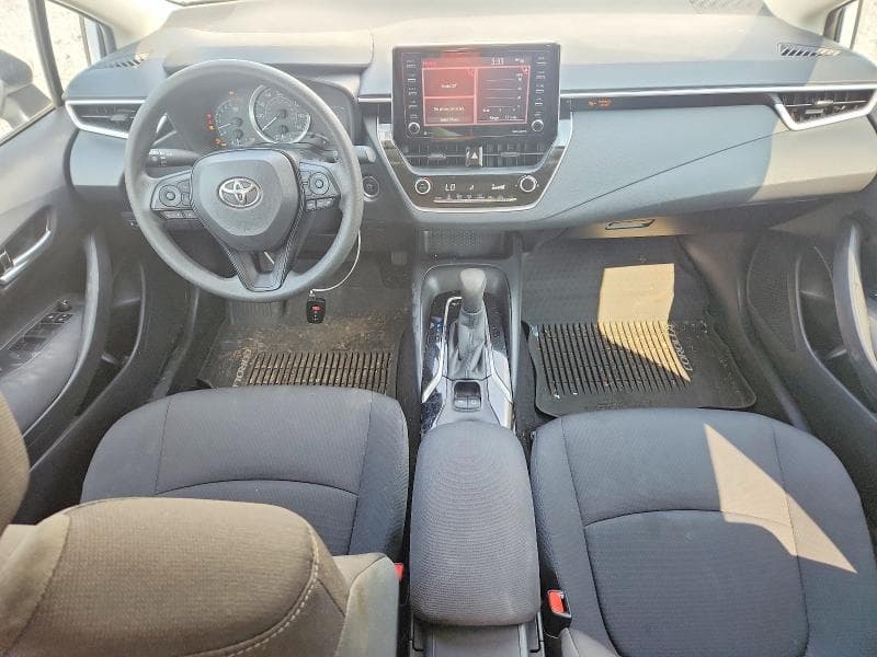 2021 TOYOTA COROLLA LE 8