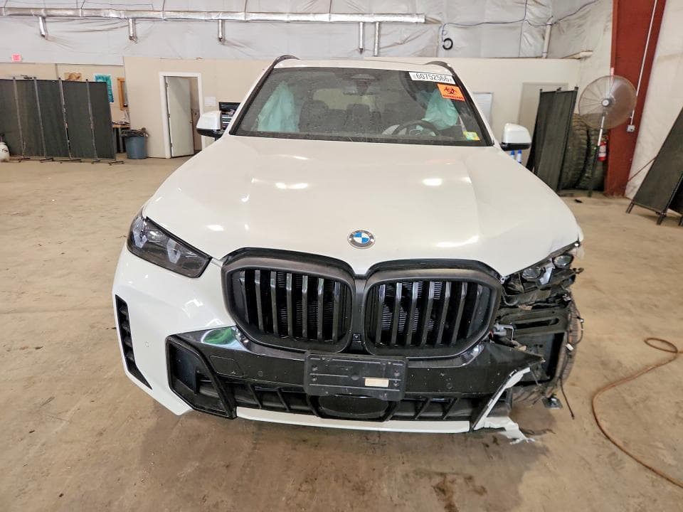 2026 BMW X5 XDRIVE40I 5